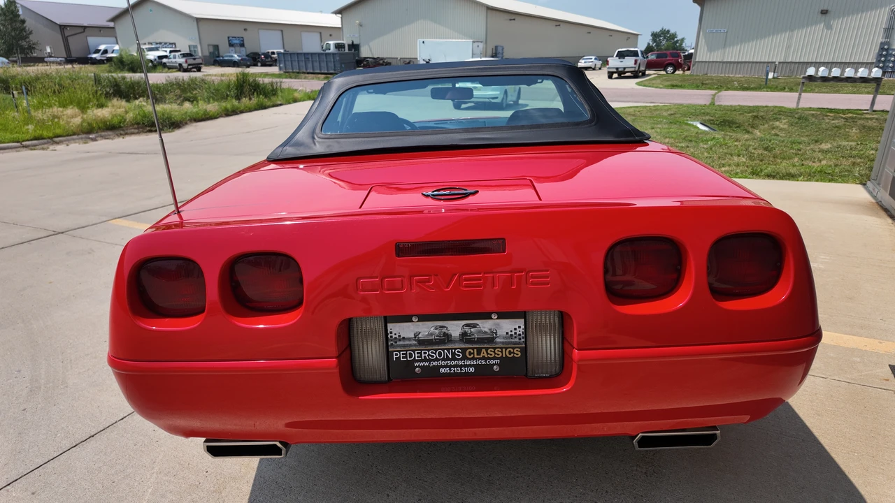 1994 Chevrolet Corvette C4 - Image 4 of 31