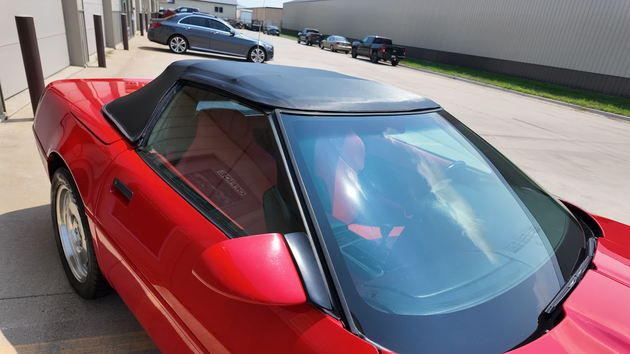 1994 Chevrolet Corvette C4 - Image 23 of 31