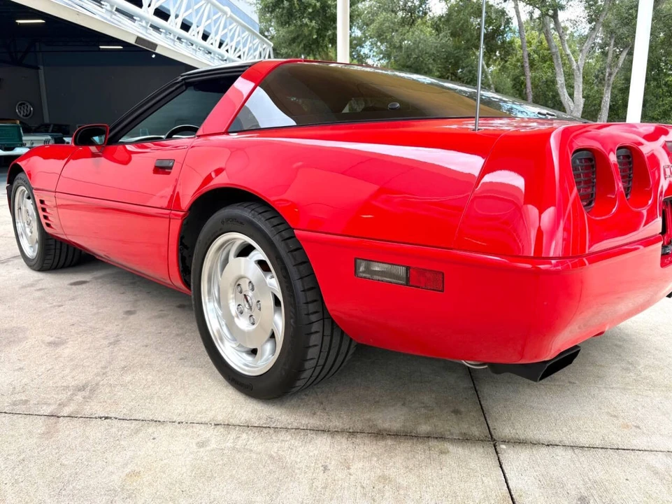 1994 Chevrolet Corvette C4 - Image 16 of 31