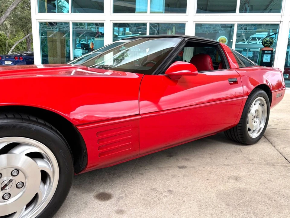 1994 Chevrolet Corvette C4 - Image 14 of 31