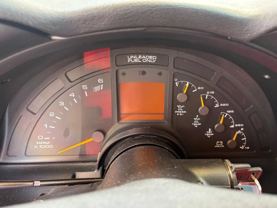 1994 Chevrolet Corvette C4 - Image 27 of 31