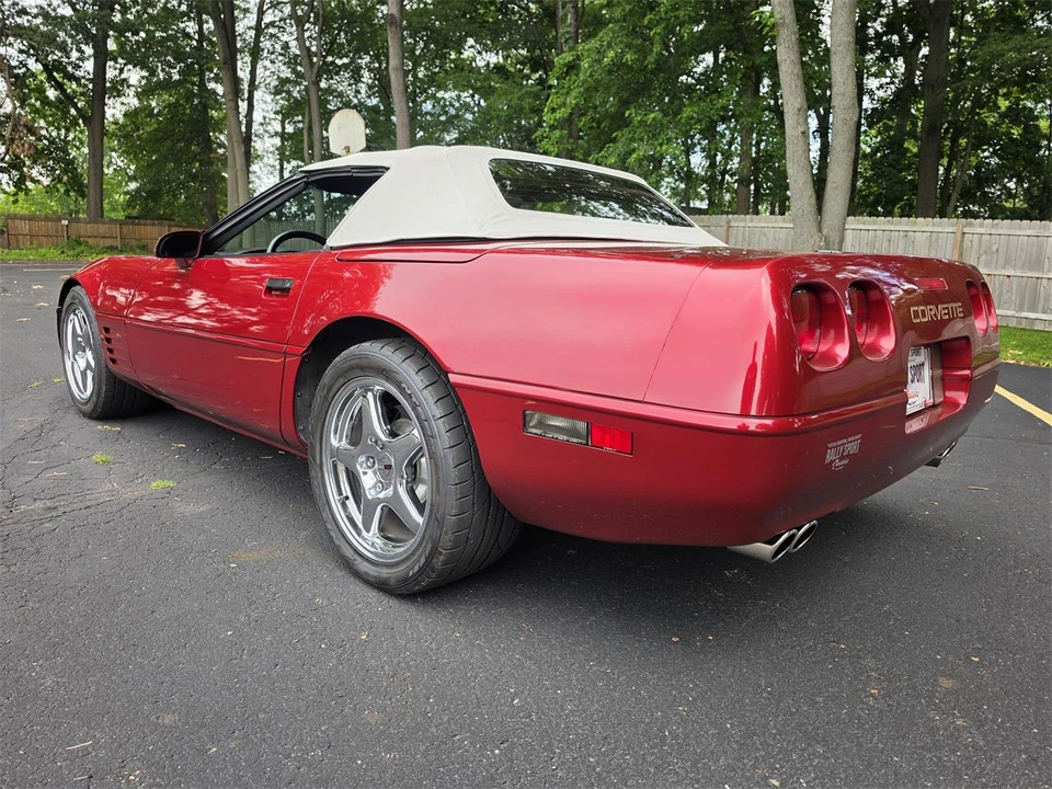 1994 Chevrolet Corvette C4 - Image 16 of 31
