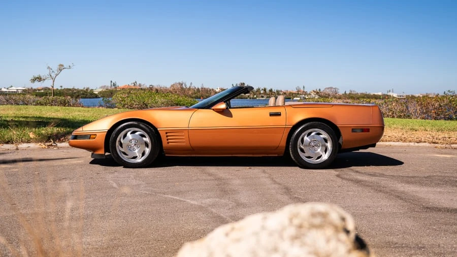 1994 Chevrolet Corvette C4 - Image 2 of 31