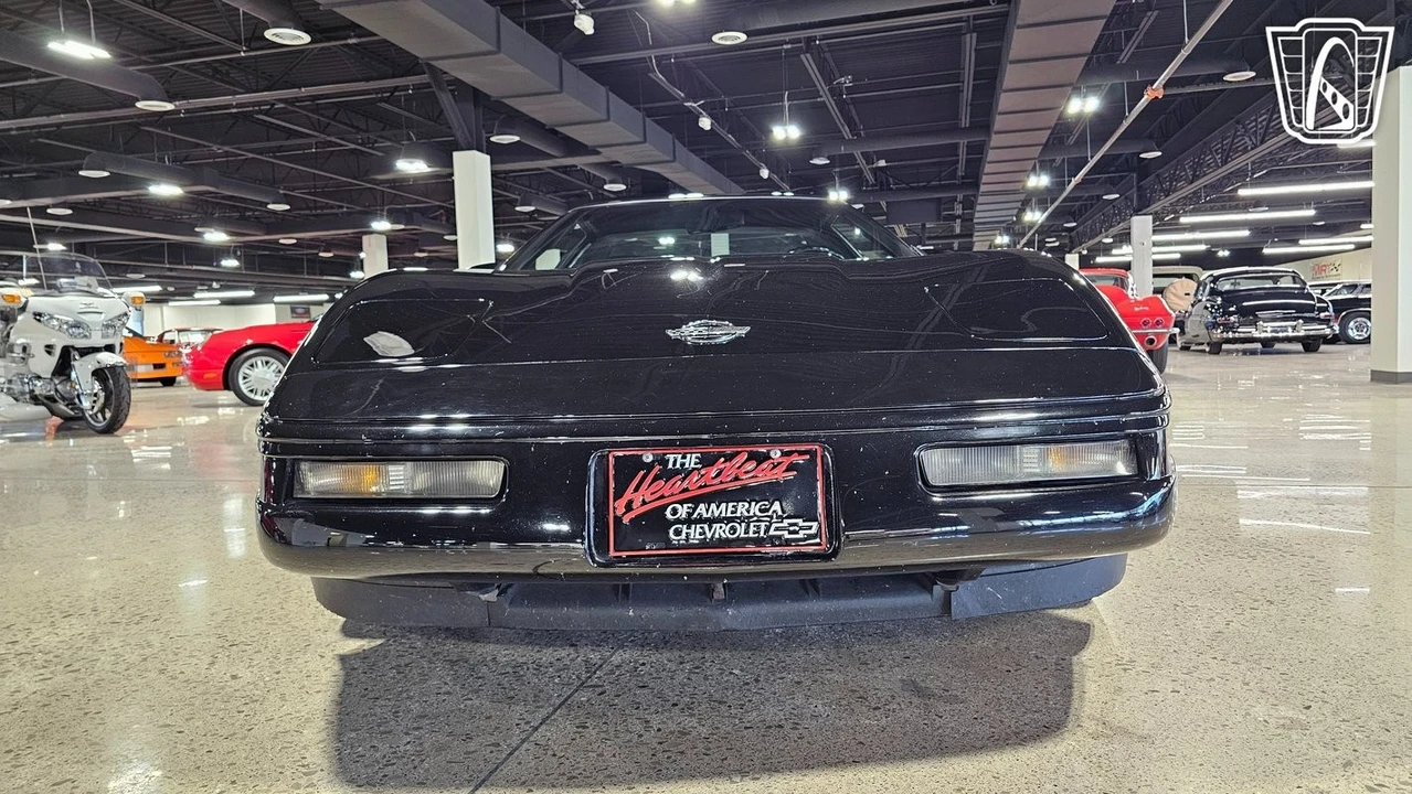 1994 Chevrolet Corvette C4 - Image 18 of 21