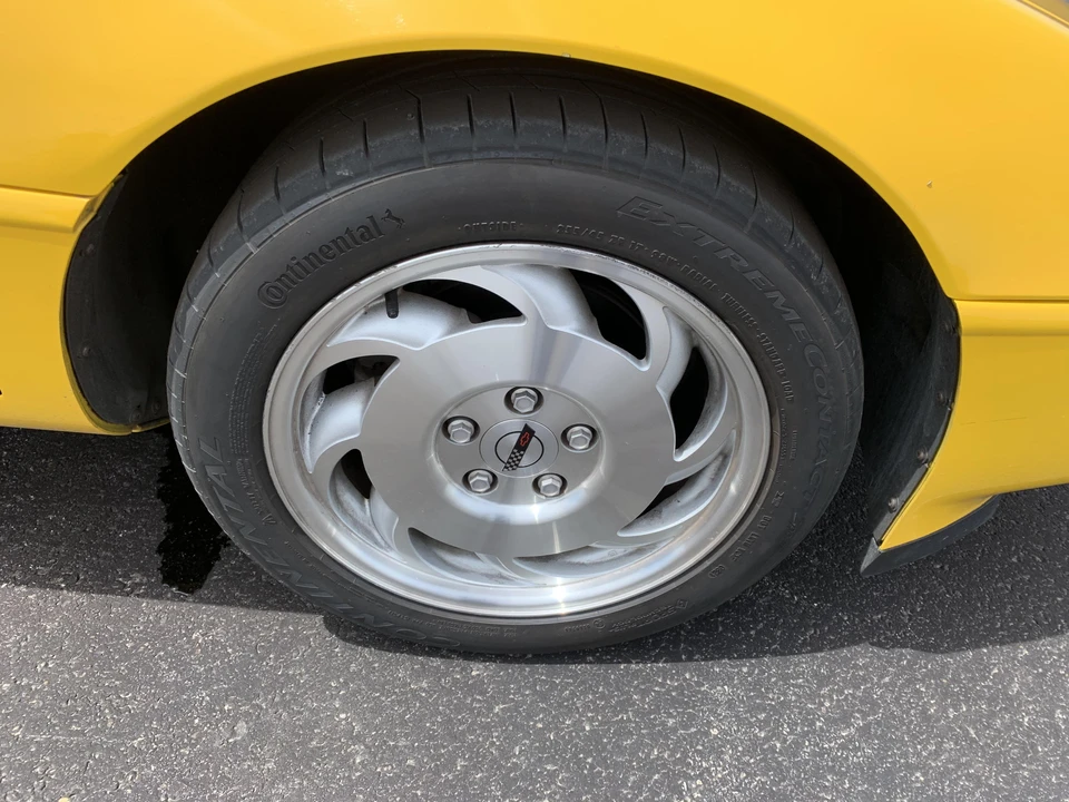 1994 Chevrolet Corvette C4 - Image 27 of 31