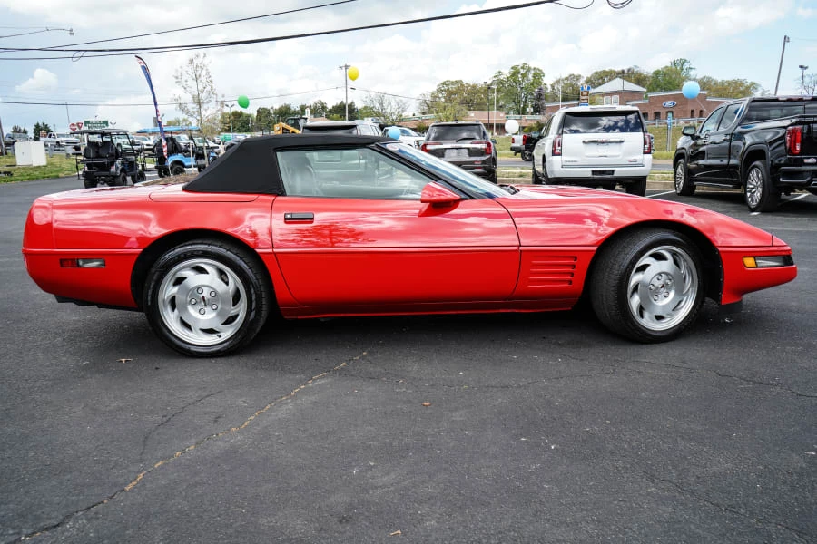 1994 Chevrolet Corvette C4 - Image 12 of 31