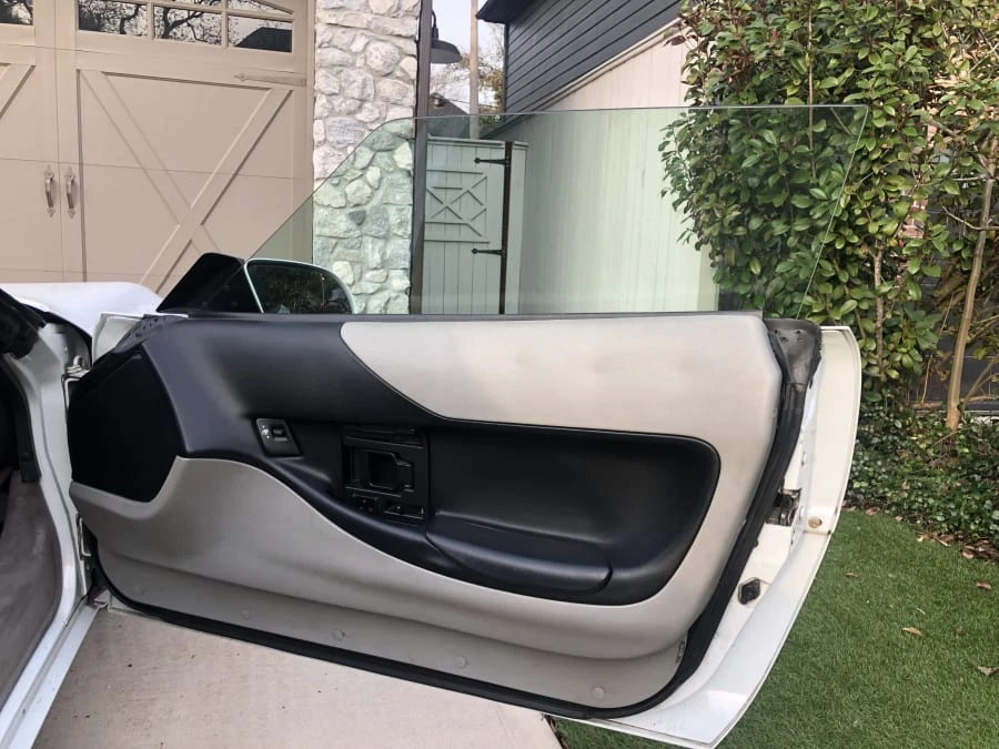 1994 Chevrolet Corvette C4 - Image 16 of 30