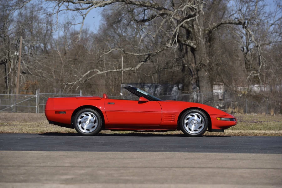 1994 Chevrolet Corvette C4 - Image 18 of 31