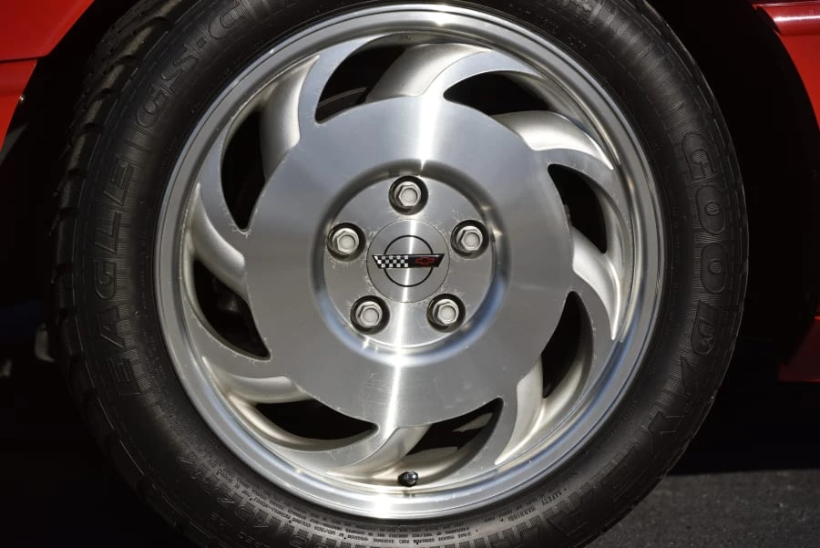 1994 Chevrolet Corvette C4 - Image 15 of 31