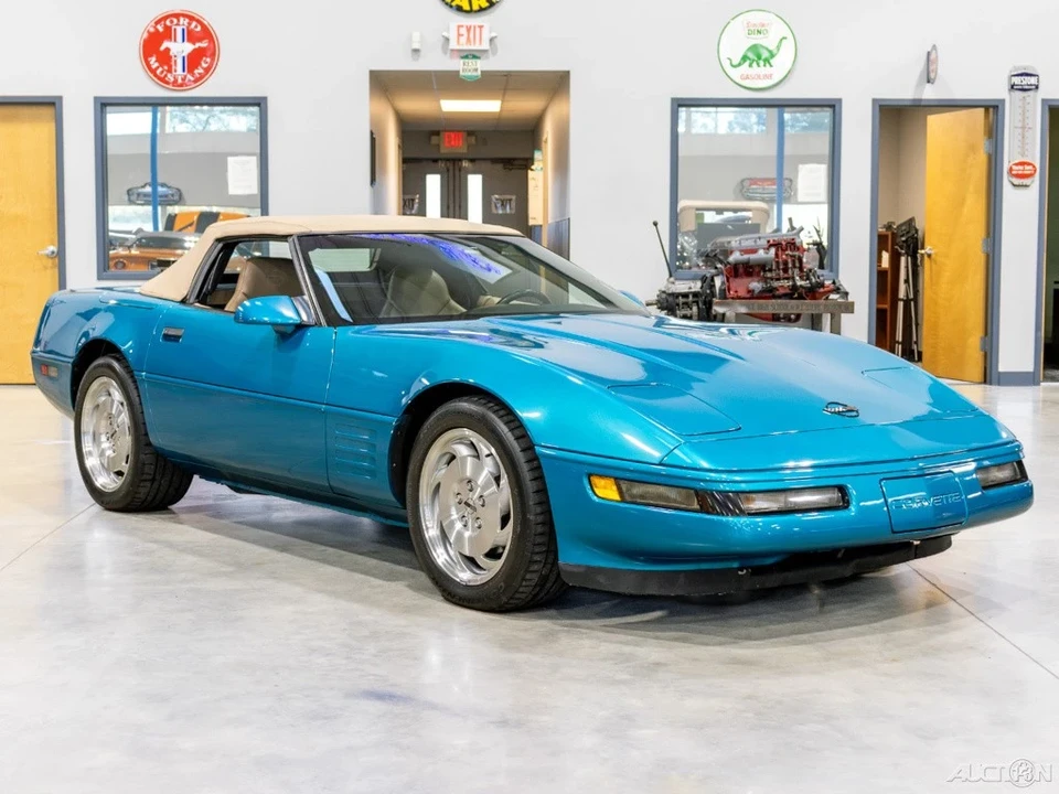 1994 Chevrolet Corvette C4 - Image 9 of 21