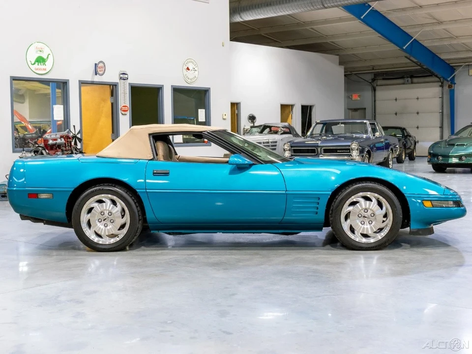 1994 Chevrolet Corvette C4 - Image 16 of 21