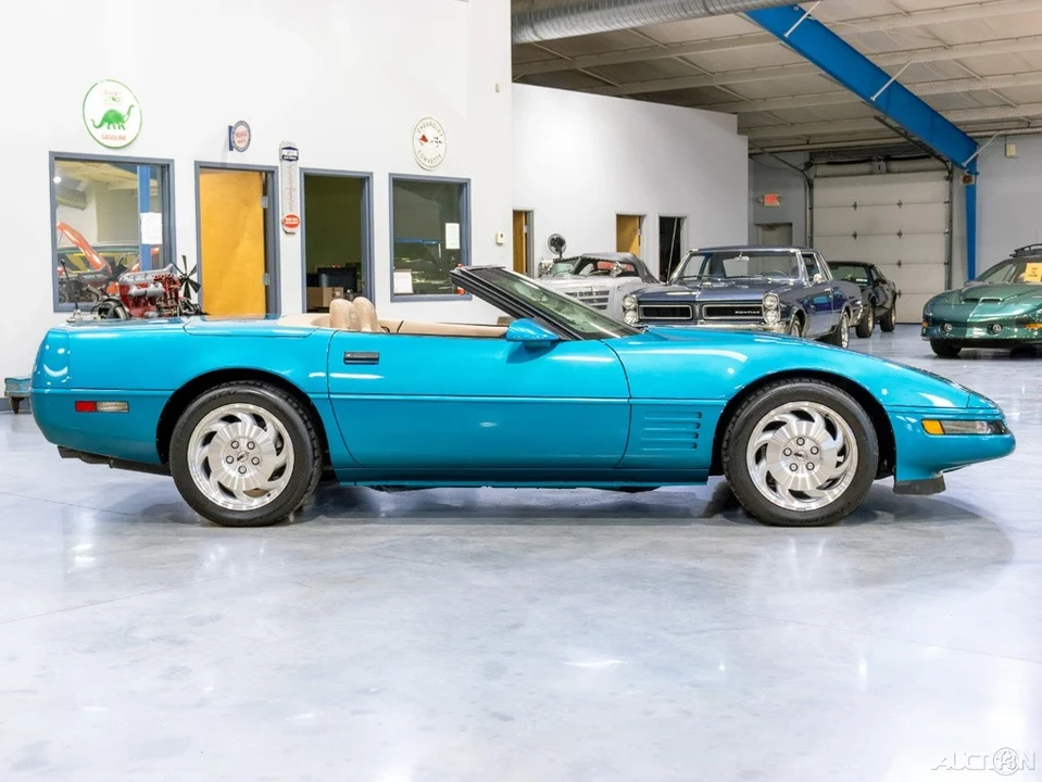 1994 Chevrolet Corvette C4 - Image 8 of 21