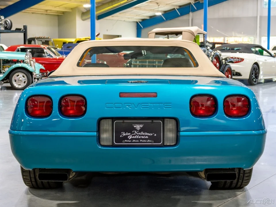 1994 Chevrolet Corvette C4 - Image 14 of 21