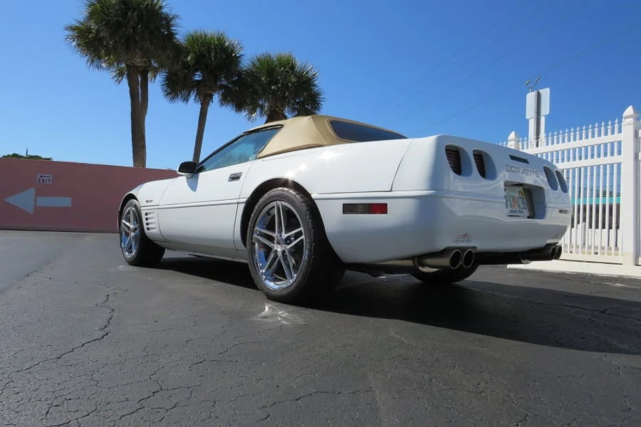 1994 Chevrolet Corvette C4 - Image 2 of 22