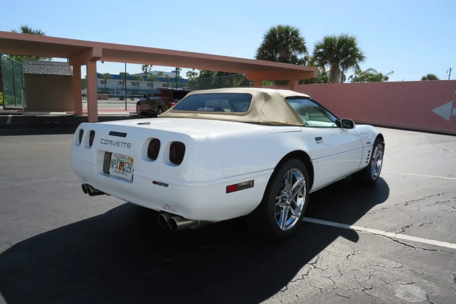 1994 Chevrolet Corvette C4 - Image 10 of 22