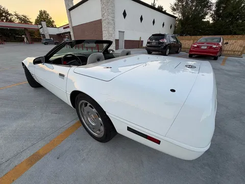 1994 Chevrolet Corvette C4 - Image 3 of 17