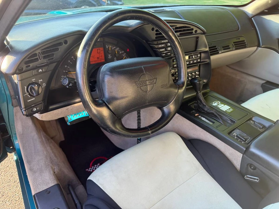 1994 Chevrolet Corvette C4 - Image 21 of 23