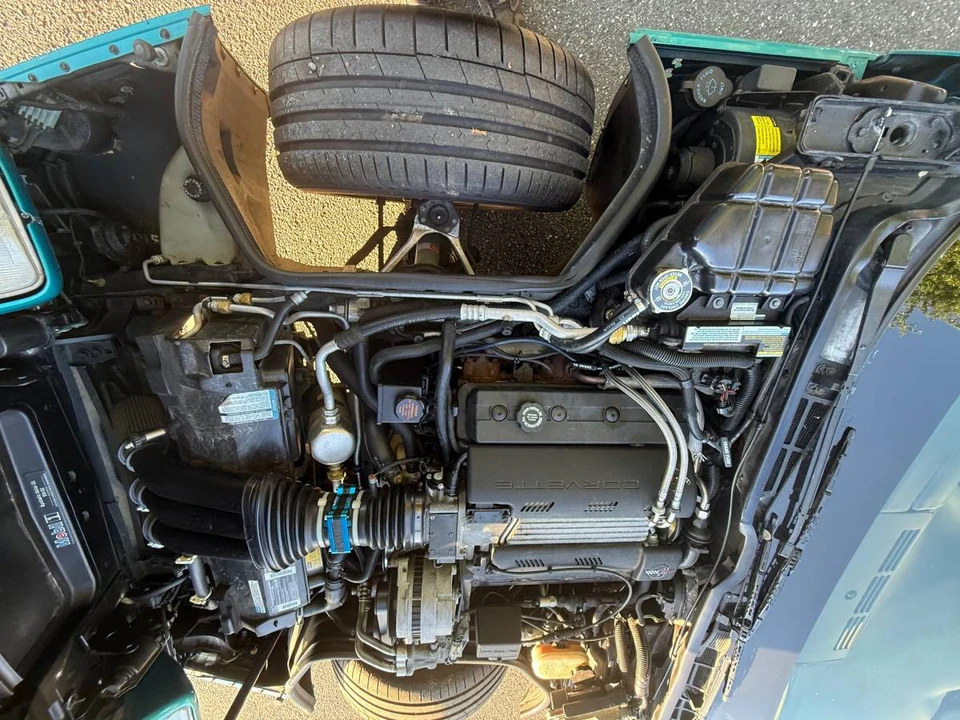 1994 Chevrolet Corvette C4 - Image 13 of 23