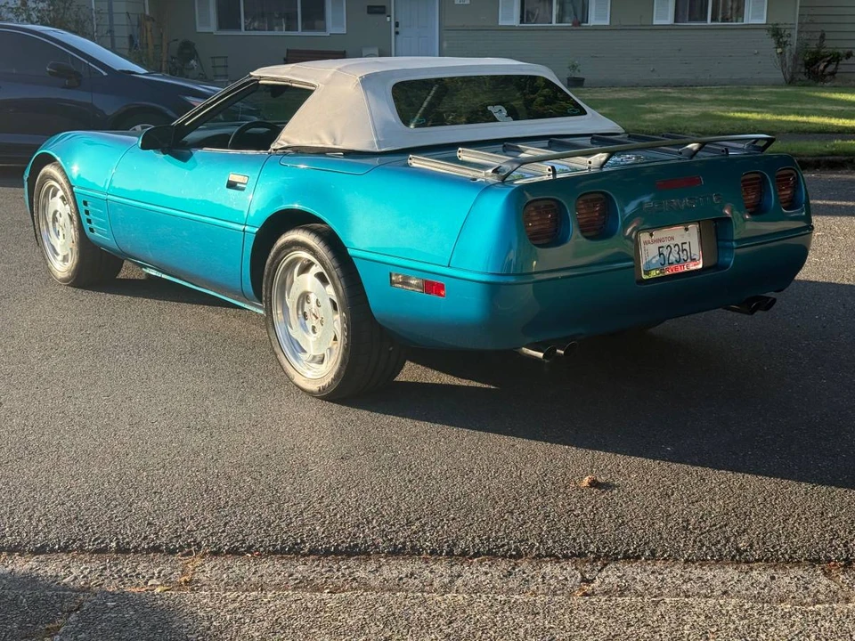 1994 Chevrolet Corvette C4 - Image 2 of 23