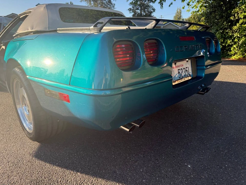 1994 Chevrolet Corvette C4 - Image 9 of 23