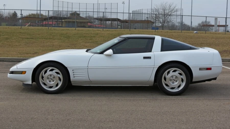 1994 Chevrolet Corvette C4 - Image 2 of 12