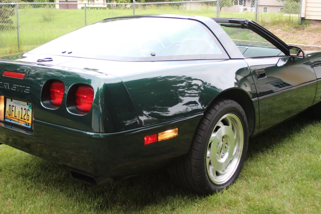1994 Chevrolet Corvette C4 - Image 10 of 31