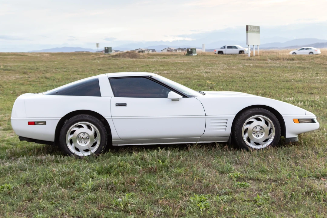 1994 Chevrolet Corvette C4 - Image 11 of 31
