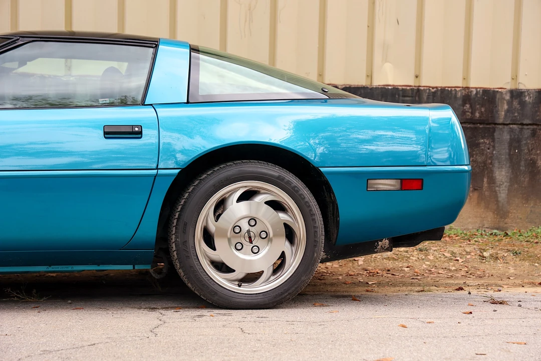 1994 Chevrolet Corvette C4 - Image 10 of 31