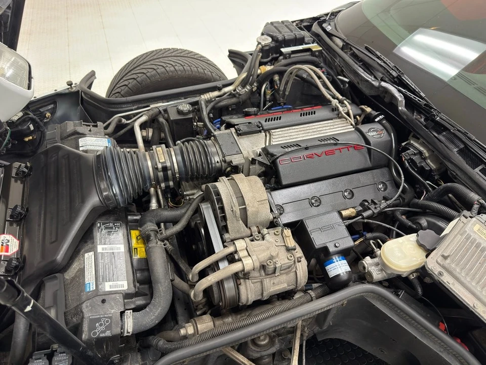 1994 Chevrolet Corvette C4 - Image 25 of 31