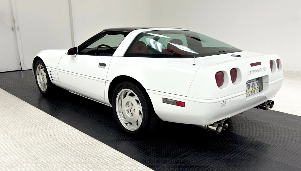 1994 Chevrolet Corvette C4 - Image 3 of 12