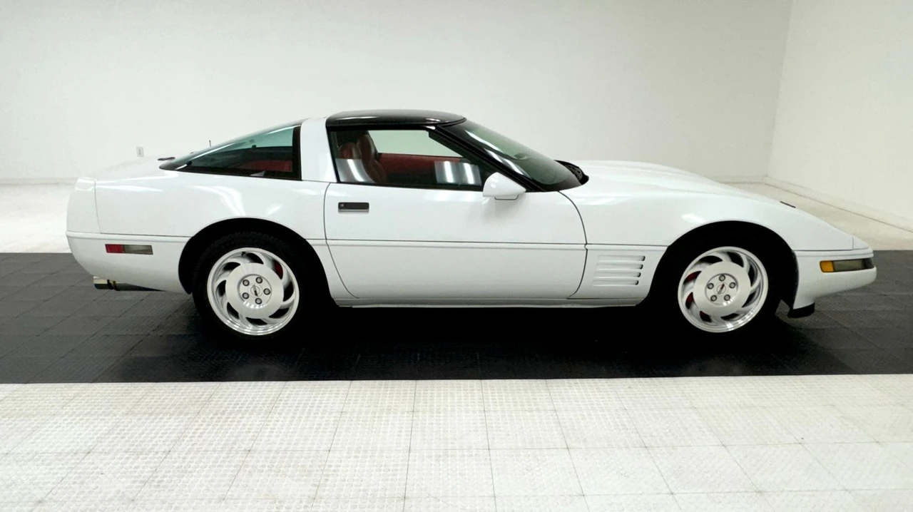 1994 Chevrolet Corvette C4 - Image 6 of 12