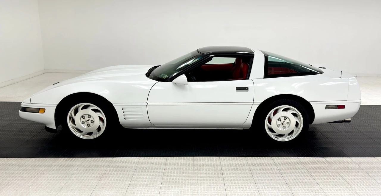 1994 Chevrolet Corvette C4 - Image 2 of 12