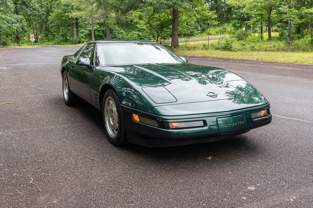1994 Chevrolet Corvette C4 - Image 2 of 31