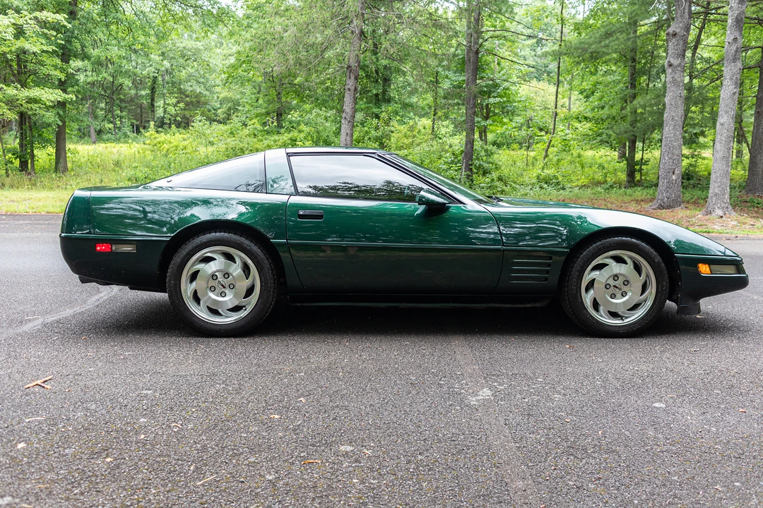 1994 Chevrolet Corvette C4 - Image 3 of 31