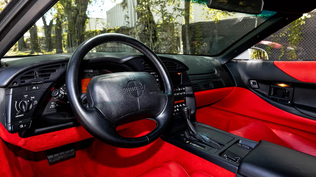 1994 Chevrolet Corvette C4 - Image 16 of 31