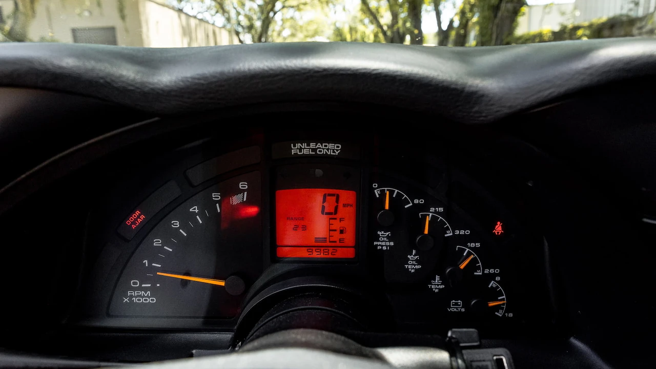1994 Chevrolet Corvette C4 - Image 20 of 31
