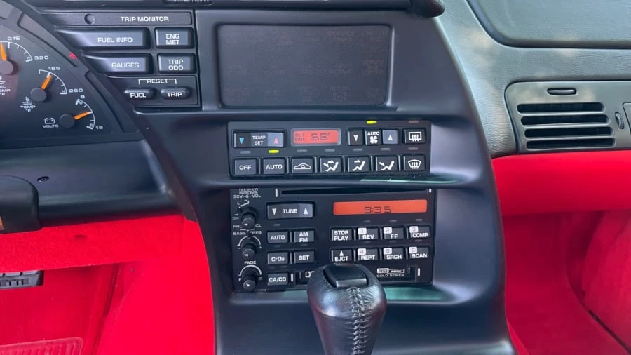 1994 Chevrolet Corvette C4 - Image 14 of 31