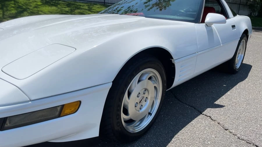 1994 Chevrolet Corvette C4 - Image 20 of 31