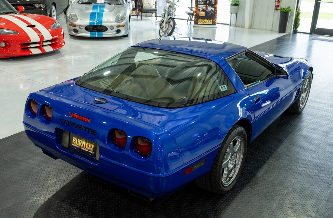 1994 Chevrolet Corvette C4 - Image 16 of 31