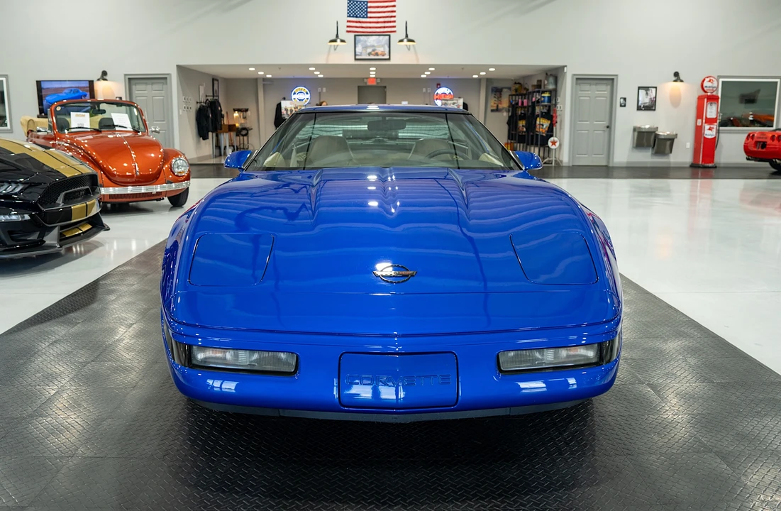 1994 Chevrolet Corvette C4 - Image 19 of 31