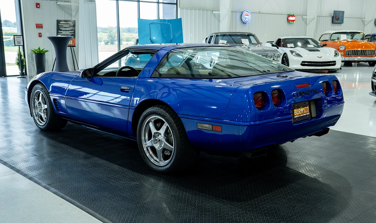 1994 Chevrolet Corvette C4 - Image 7 of 31