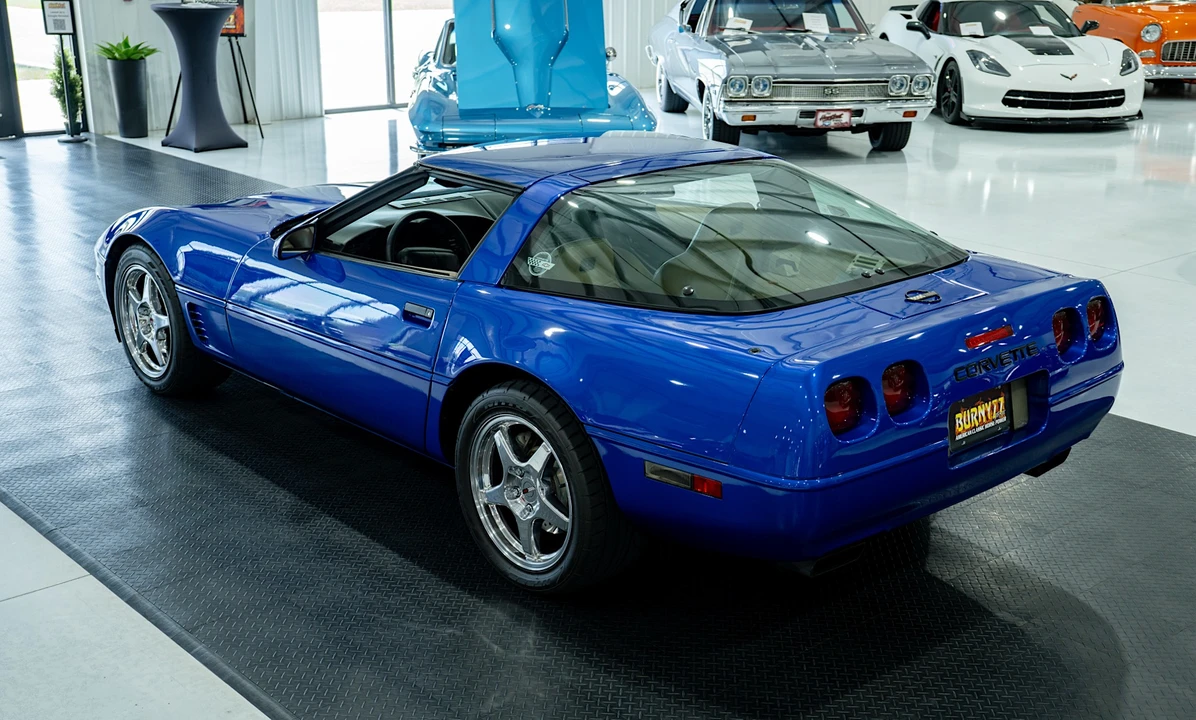 1994 Chevrolet Corvette C4 - Image 8 of 31