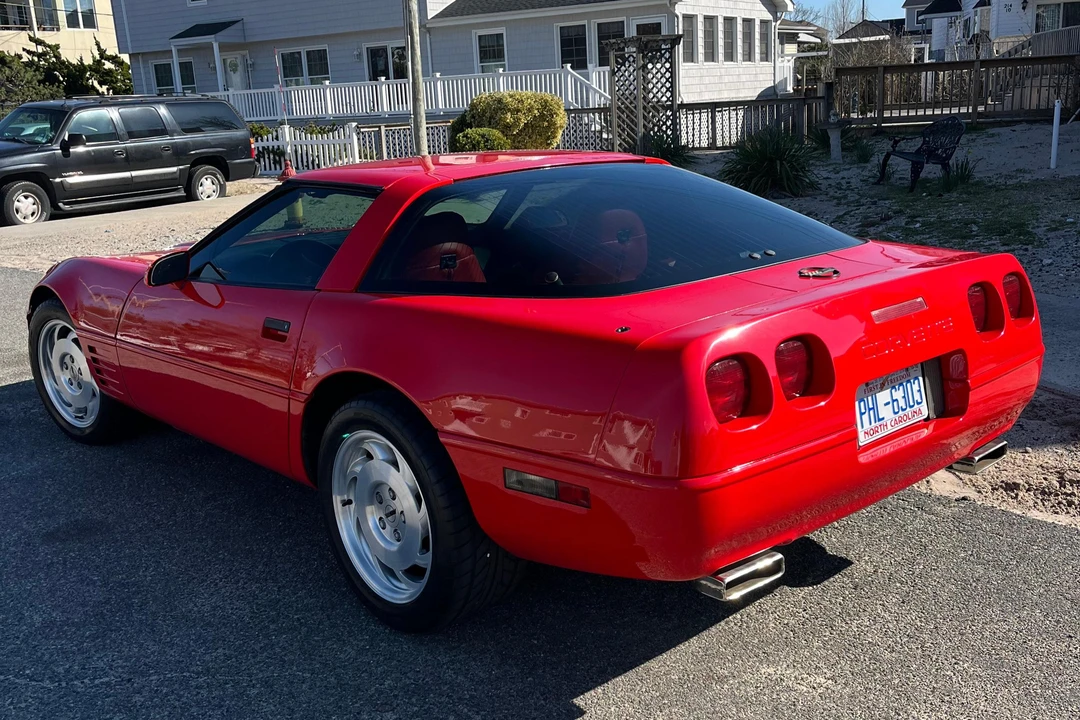 1994 Chevrolet Corvette C4 - Image 10 of 31