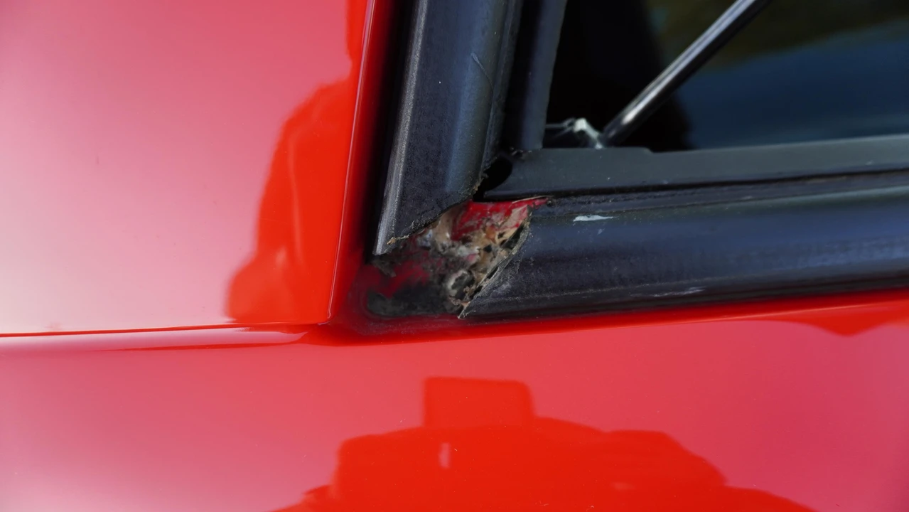 1994 Chevrolet Corvette C4 - Image 19 of 31