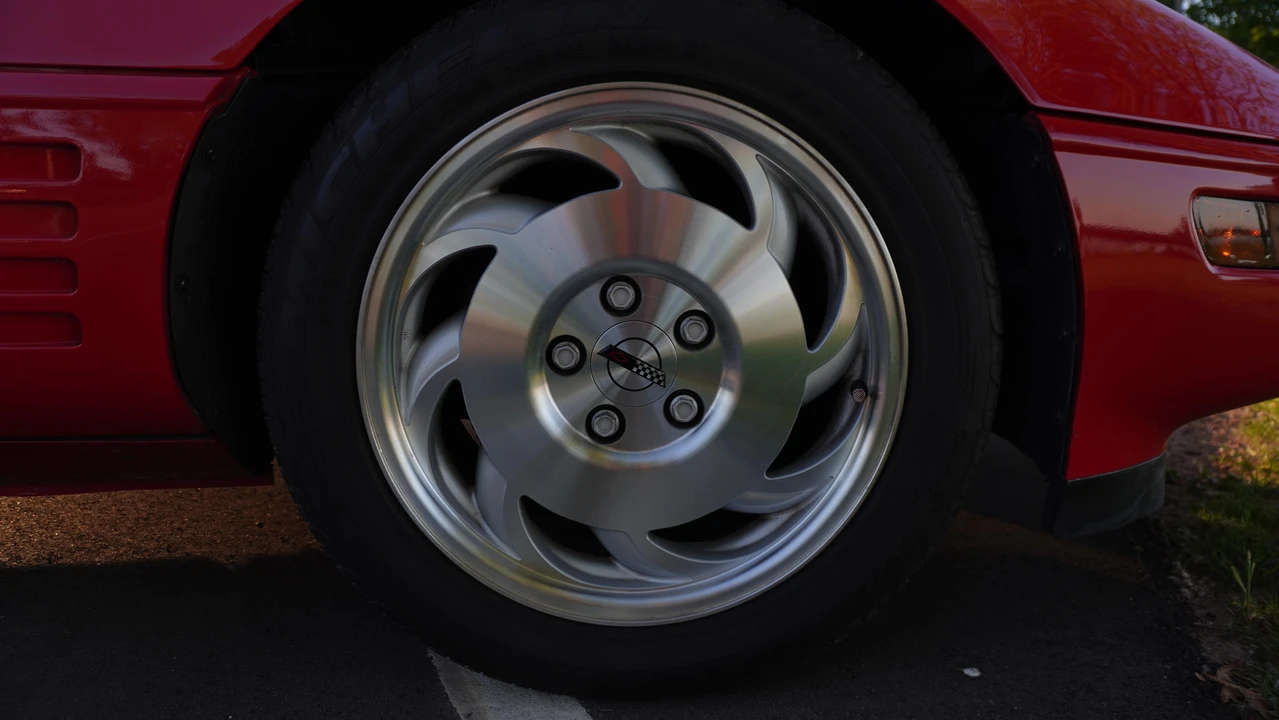 1994 Chevrolet Corvette C4 - Image 28 of 31