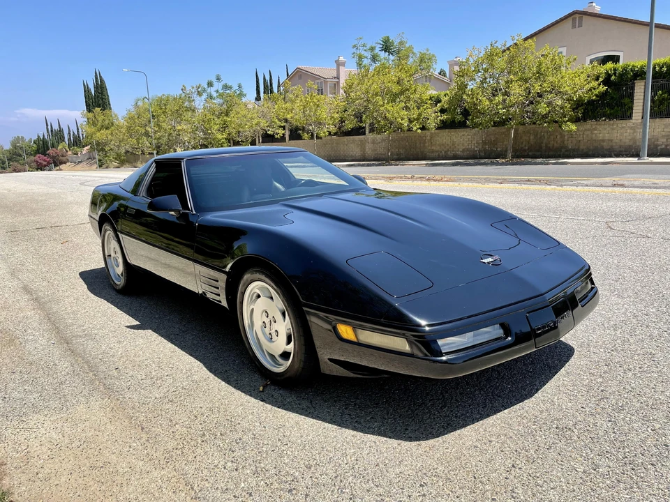 1994 Chevrolet Corvette C4 - Image 18 of 31