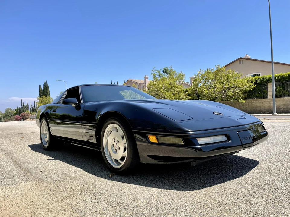 1994 Chevrolet Corvette C4 - Image 17 of 31