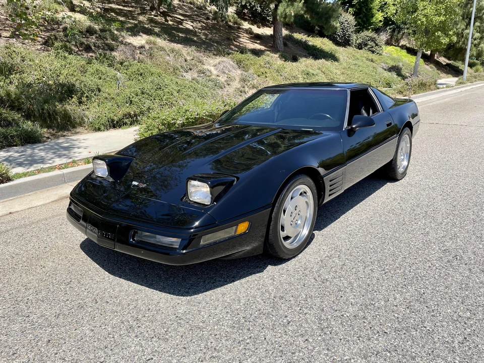 1994 Chevrolet Corvette C4 - Image 8 of 31