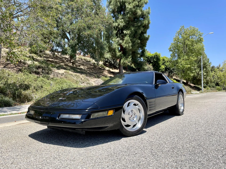 1994 Chevrolet Corvette C4 - Image 10 of 31