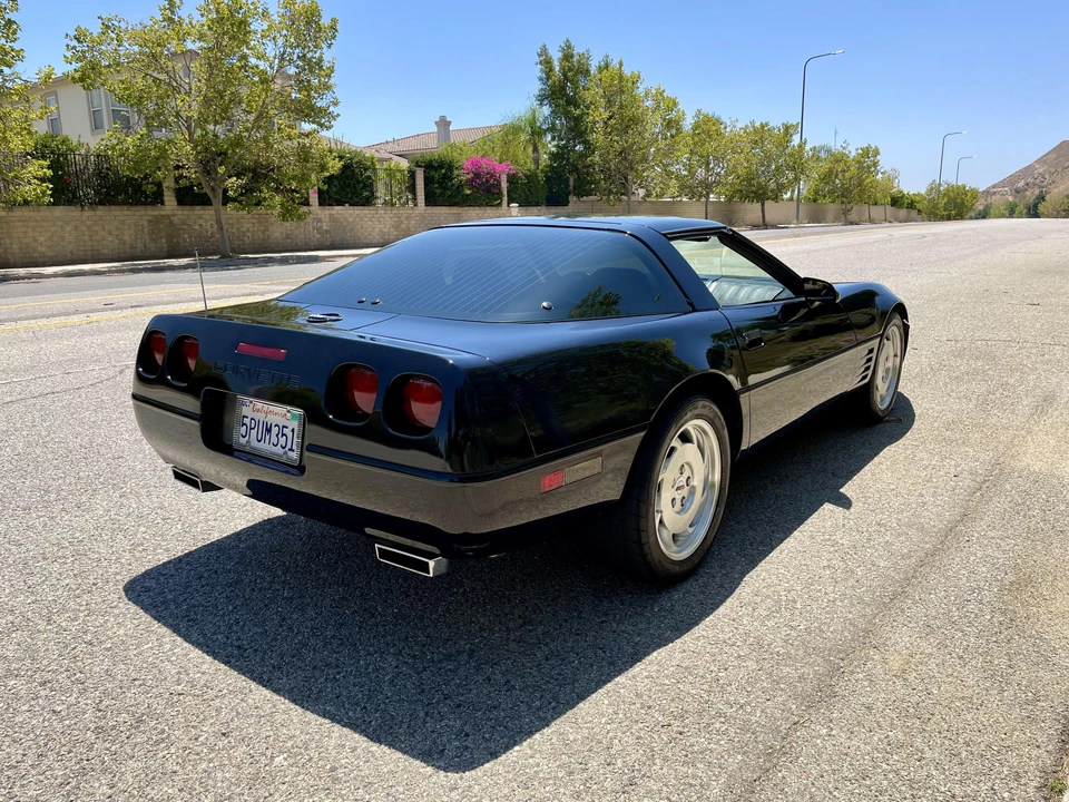 1994 Chevrolet Corvette C4 - Image 16 of 31